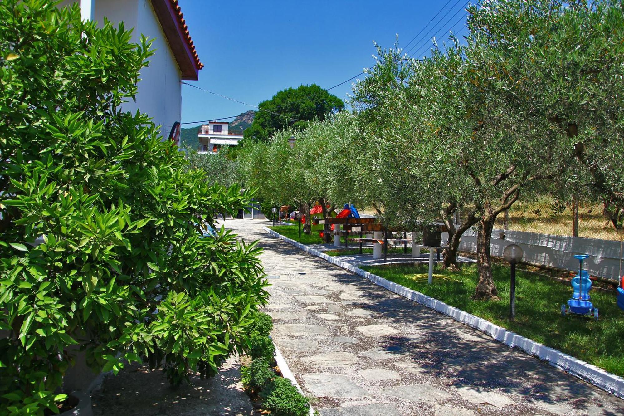 Dimos Bungalows Palaiontsiflikion Ngoại thất bức ảnh
